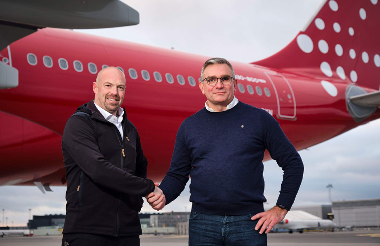 Air Greenland signs historic SAF agreement with DCC & Shell Aviation