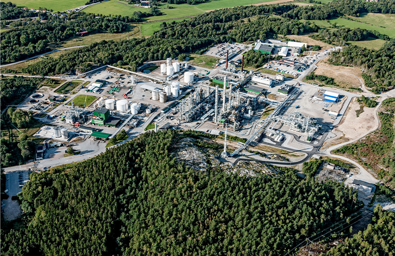 Perstorp launches 100 percent renewable based 2-EH